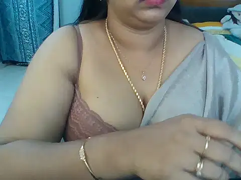 Tamil hot Meenu online show from 18, 6, 2026