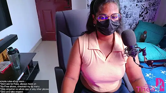 Snapshot of thea_rachel chatting on 13, 7, 2026 thea rachel online show from 13, 7, 2026