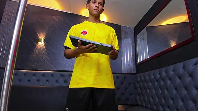 Snapshot of Yoel_Blessed chatting on 20, 6, 2026 Yoel Blessed online show from 20, 6, 2026