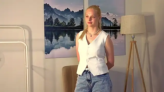 GabrieleHonor online show from 4, 6, 2026