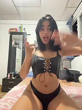 Snapshot of Pretty_Adixxion chatting on 25, 7, 2026 Pretty Adixxion online show from 25, 7, 2026