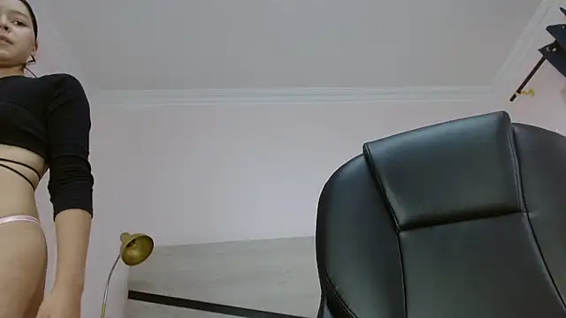 amara sanchez online show from 17, 6, 2026