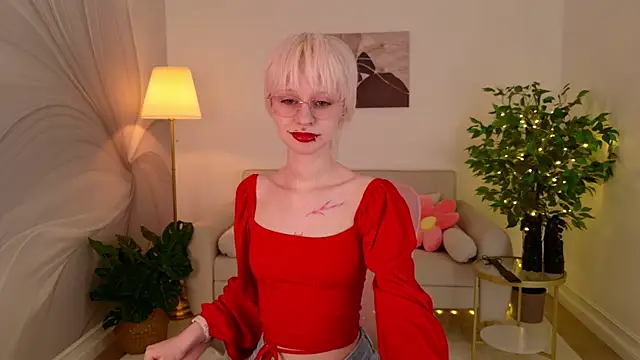LauraDiazz online show from 18, 7, 2026