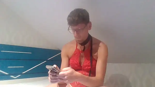 Snapshot of jullll88000vosges chatting on 12, 6, 2026 jullll88000vosges online show from 12, 6, 2026