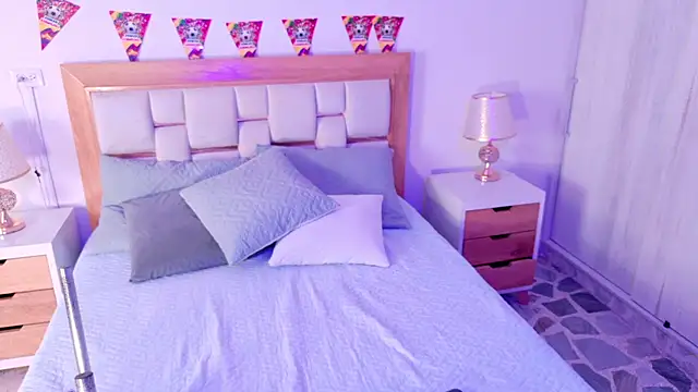 Snapshot of bunny_blush12 chatting on 3, 7, 2026 bunny blush12 online show from 3, 7, 2026
