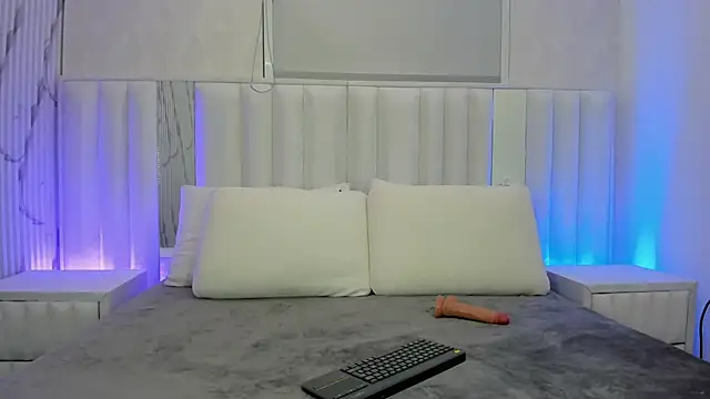 Snapshot of kyle_lovee chatting on 3, 7, 2026 kyle lovee online show from 3, 7, 2026