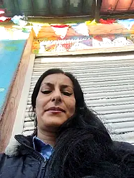 ALEJANDRA  28 online show from 6, 7, 2026
