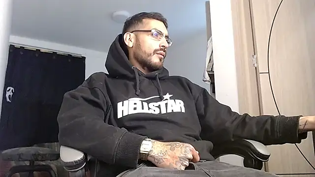 Snapshot of MalekXarxxx chatting on 21, 6, 2026 MalekXarxxx online show from 21, 6, 2026