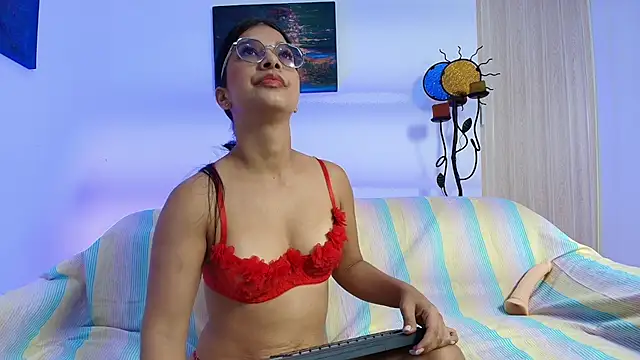 Lunaa monroee online show from 20, 7, 2026