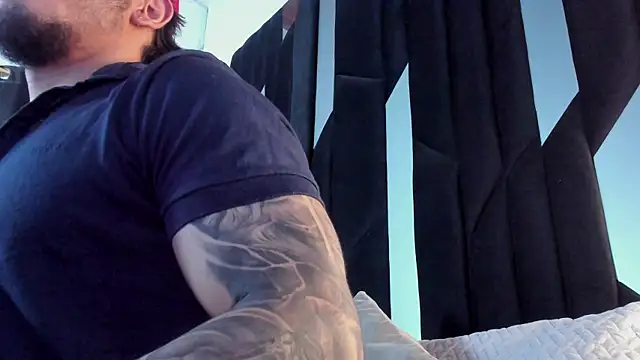 Justin WhiteJS online show from 11, 7, 2026