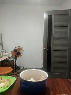 Yevgeshka-Milashka online show from 28, 11, 2025