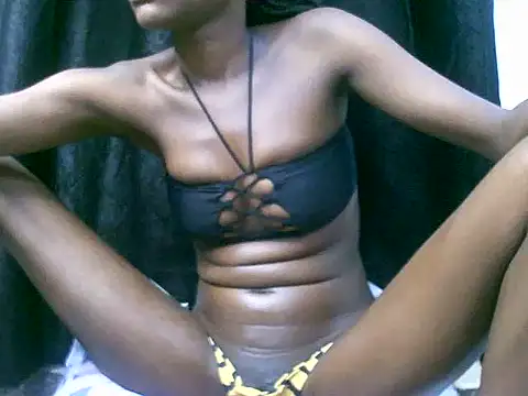 Snapshot of Sweet_zuri001 chatting on 19, 6, 2026 Sweet zuri001 online show from 19, 6, 2026