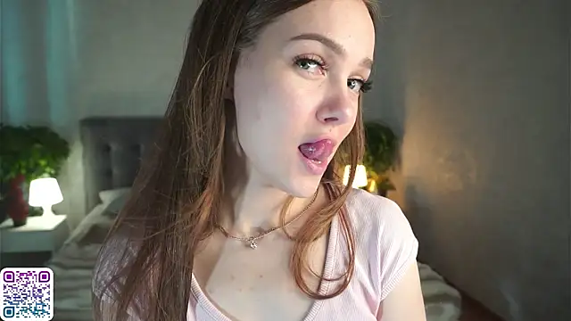 Snapshot of PearleKalmen chatting on 14, 7, 2026 PearleKalmen online show from 14, 7, 2026