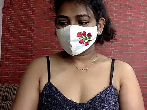 Snapshot of Nisha-moon chatting on 25, 7, 2026 Nisha-moon online show from 25, 7, 2026