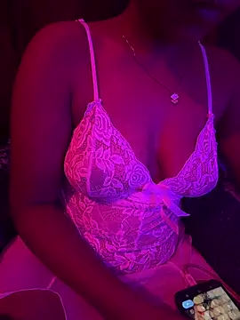 Snapshot of Horny_Flora chatting on 22, 7, 2026 Horny Flora online show from 22, 7, 2026