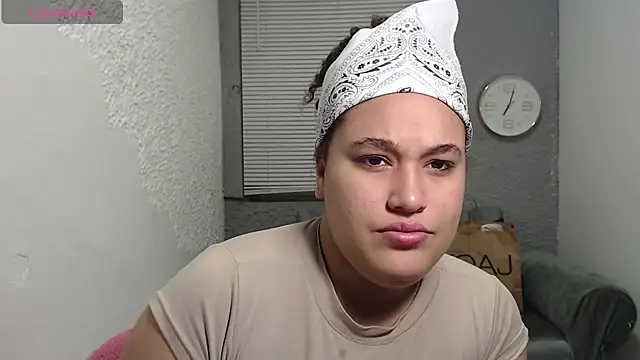 Snapshot of leilasosexy chatting on 25, 6, 2026 leilasosexy online show from 25, 6, 2026