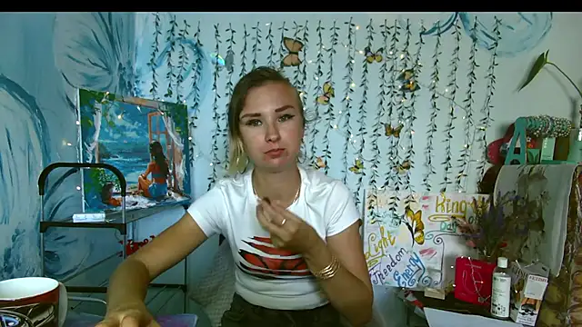 Snapshot of magic_life chatting on 18, 7, 2026 magic life online show from 18, 7, 2026