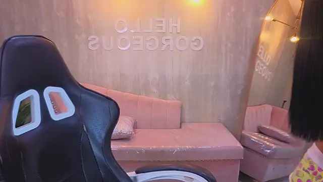 lia x a online show from 6, 7, 2026