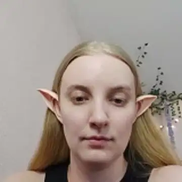 Snapshot of Elfie_Agatha chatting on 10, 6, 2026 Elfie Agatha online show from 10, 6, 2026