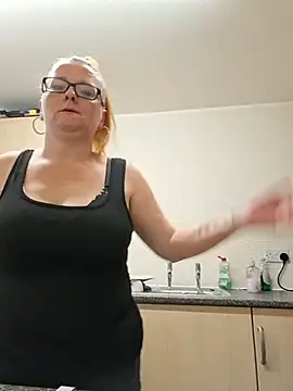 Naughtybutnicedaisy online show from 7, 7, 2026