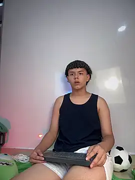 Zayn Ross online show from 3, 6, 2026