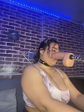 emma bdsm  online show from 4, 6, 2026