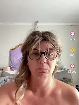Snapshot of DirtyMarie80 chatting on 12, 7, 2026 DirtyMarie80 online show from 12, 7, 2026