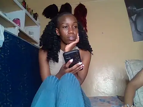 Snapshot of pretty_leen chatting on 10, 6, 2026 pretty leen online show from 10, 6, 2026