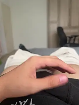 Boredbutt online show from 7, 6, 2026