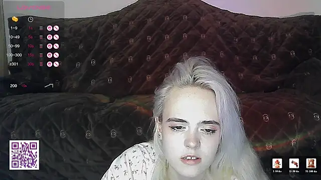 Snapshot of Oxcy_Secret chatting on 25, 6, 2026 Oxcy Secret online show from 25, 6, 2026