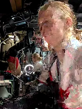 Snapshot of Caromimi18 chatting on 28, 10, 2025 Caromimi18 online show from 28, 10, 2025