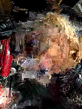 Snapshot of Caromimi18 chatting on 2, 12, 2025 Caromimi18 online show from 2, 12, 2025