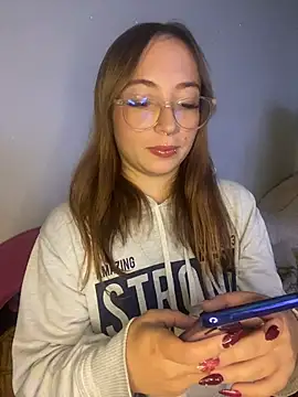 Caamii  online show from 9, 6, 2026