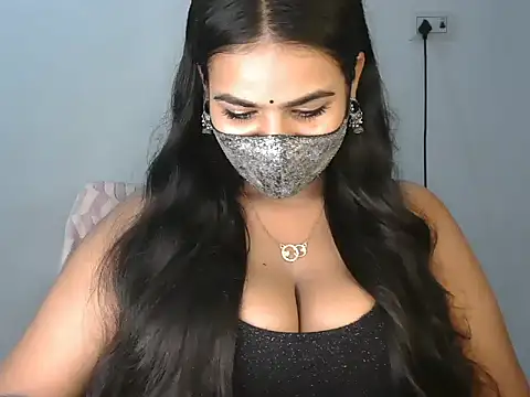 Curvy Deepa online show from 22, 7, 2026