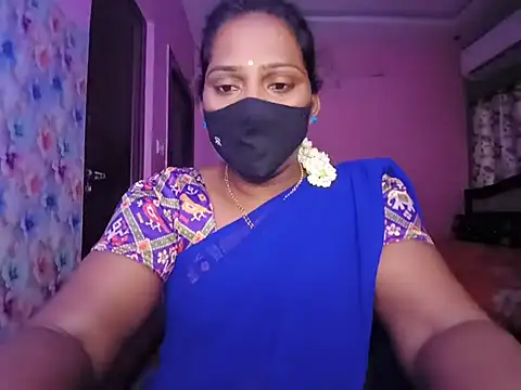 Snapshot of Meenakshy chatting on 10, 7, 2026 Meenakshy online show from 10, 7, 2026