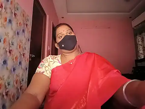Snapshot of Meenakshy chatting on 1, 7, 2026 Meenakshy online show from 1, 7, 2026
