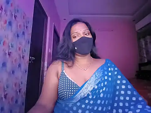 Snapshot of Meenakshy chatting on 12, 7, 2026 Meenakshy online show from 12, 7, 2026