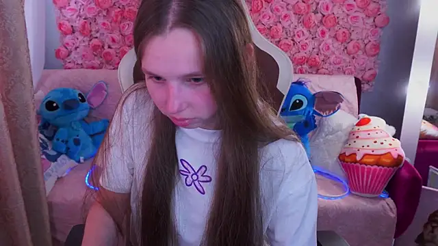 Sasha Foxyyy online show from 3, 6, 2026