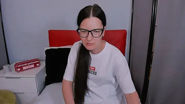 NadiaXlove online show from 1, 7, 2026