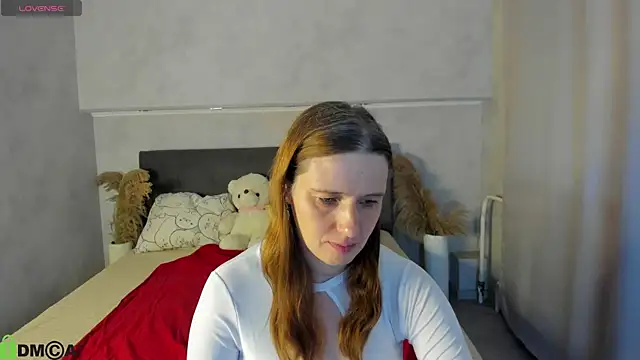 Snapshot of Kathrine-Meyer chatting on 13, 7, 2026 Kathrine-Meyer online show from 13, 7, 2026