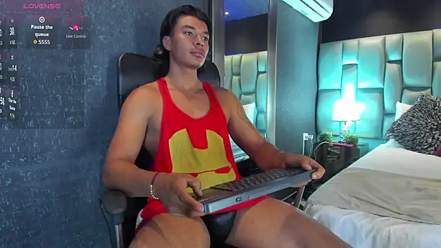 Snapshot of LycanMushu chatting on 2, 7, 2026 LycanMushu online show from 2, 7, 2026