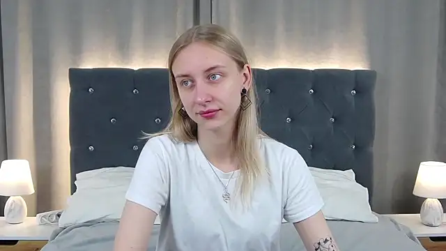 Snapshot of LirienVexx chatting on 24, 6, 2026 LirienVexx online show from 24, 6, 2026