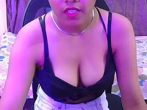 Snapshot of hot-ayra chatting on 21, 6, 2026 hot-ayra online show from 21, 6, 2026