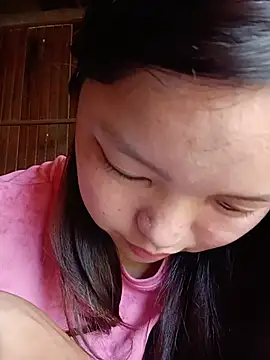 Snapshot of Linna-bae chatting on 21, 7, 2026 Linna-bae online show from 21, 7, 2026