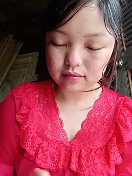 Snapshot of Linna-bae chatting on 11, 6, 2026 Linna-bae online show from 11, 6, 2026