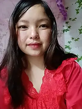 Snapshot of Linna-bae chatting on 7, 6, 2026 Linna-bae online show from 7, 6, 2026