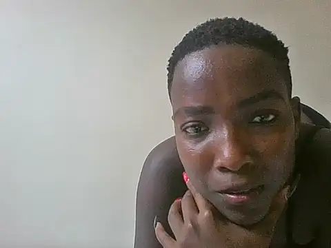 Sexxi queen24 online show from 18, 6, 2026