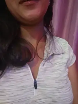 Snapshot of Hot-Rani-76 chatting on 8, 6, 2026 Hot-Rani-76 online show from 8, 6, 2026