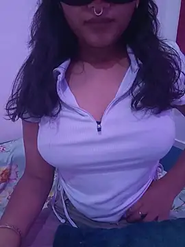 Snapshot of Hot-Rani-76 chatting on 17, 6, 2026 Hot-Rani-76 online show from 17, 6, 2026