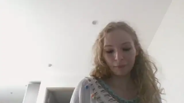 Snapshot of ChloeMoreaux chatting on 10, 6, 2026 ChloeMoreaux online show from 10, 6, 2026